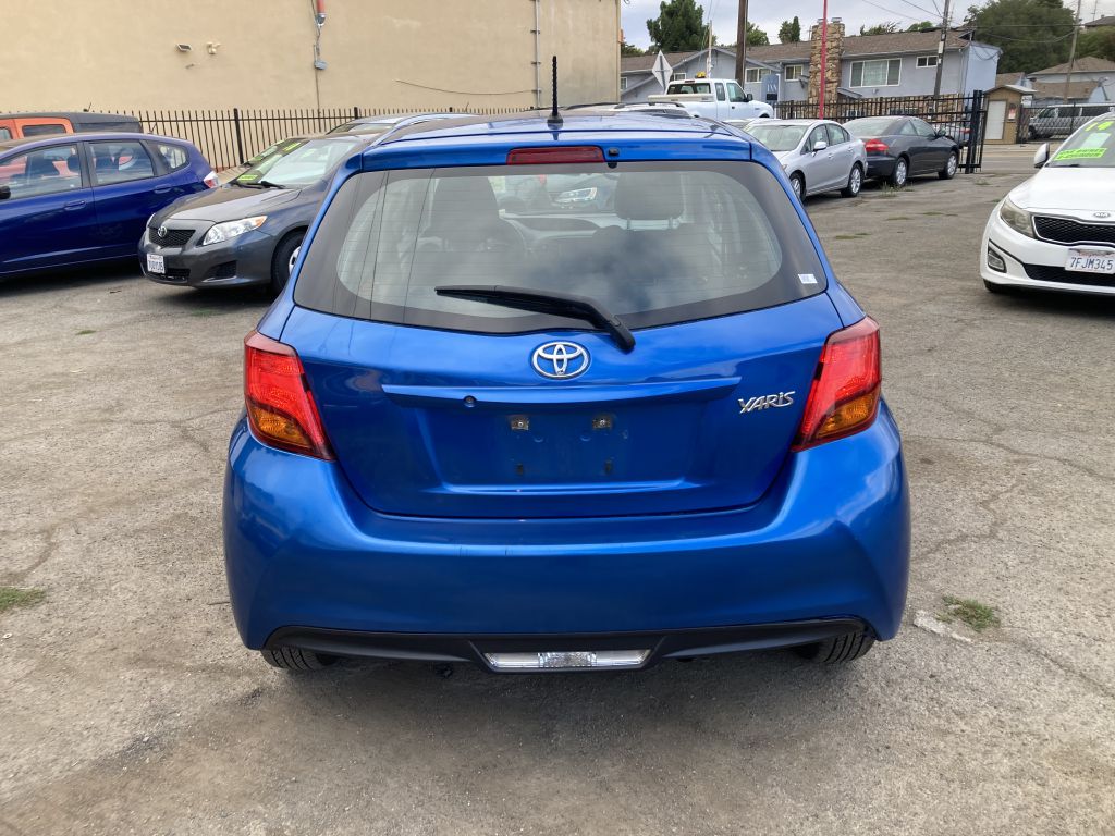 Photo 6 of this TOYOTA YARIS