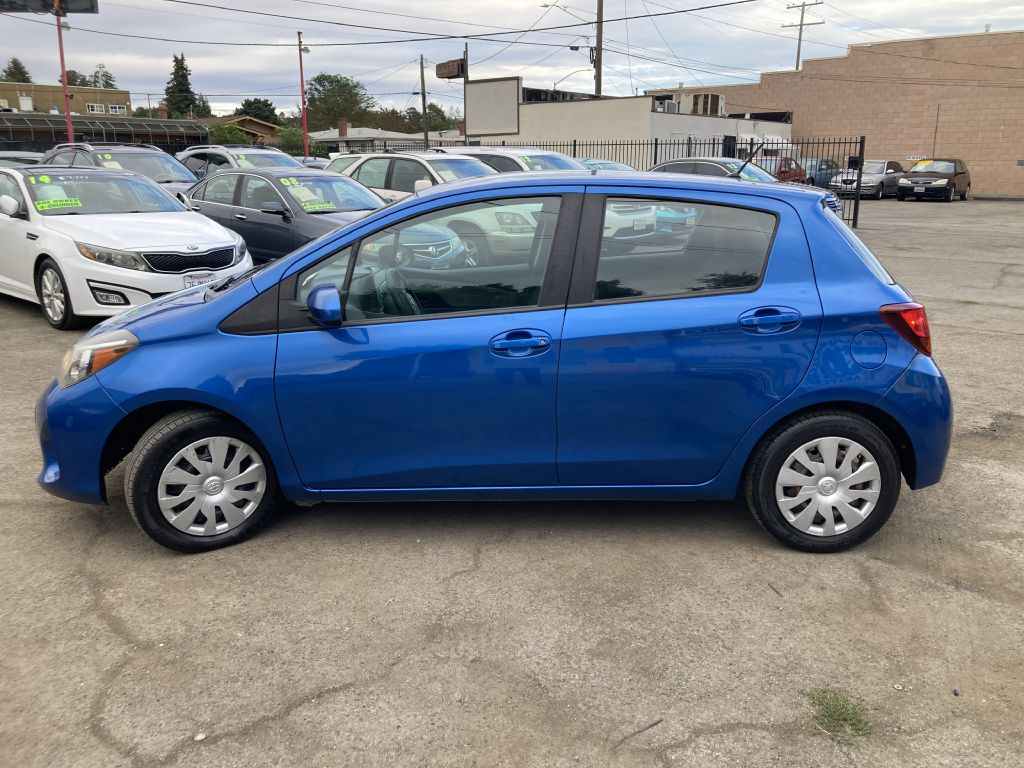 Photo 8 of this TOYOTA YARIS