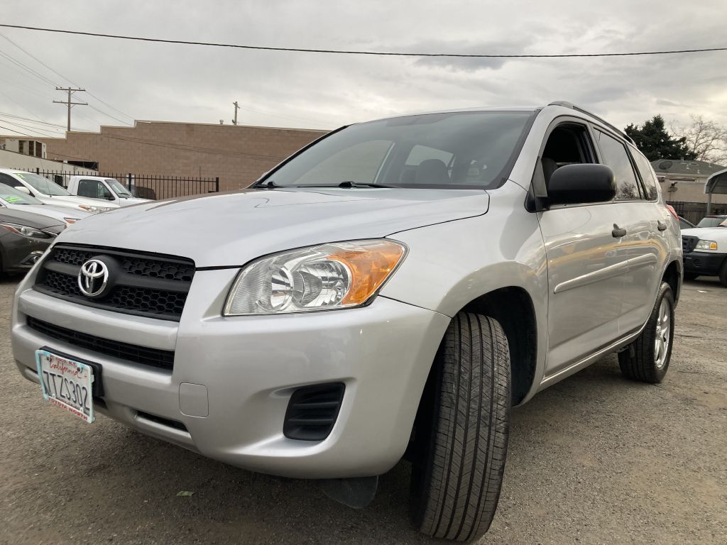 Photo 11 of this TOYOTA RAV4