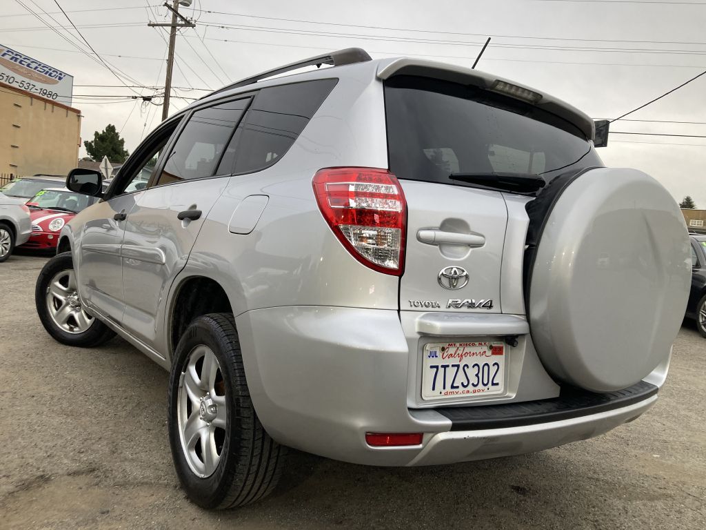 Photo 12 of this TOYOTA RAV4
