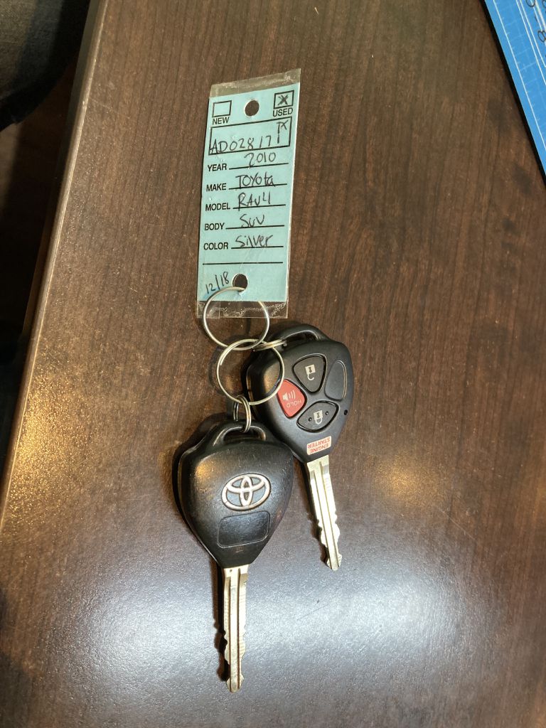 Photo 26 of this TOYOTA RAV4
