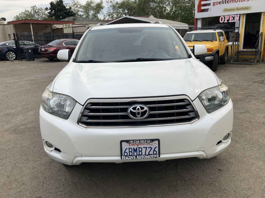 Photo 10 of this TOYOTA HIGHLANDER