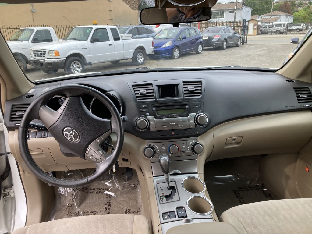 Photo 15 of this TOYOTA HIGHLANDER