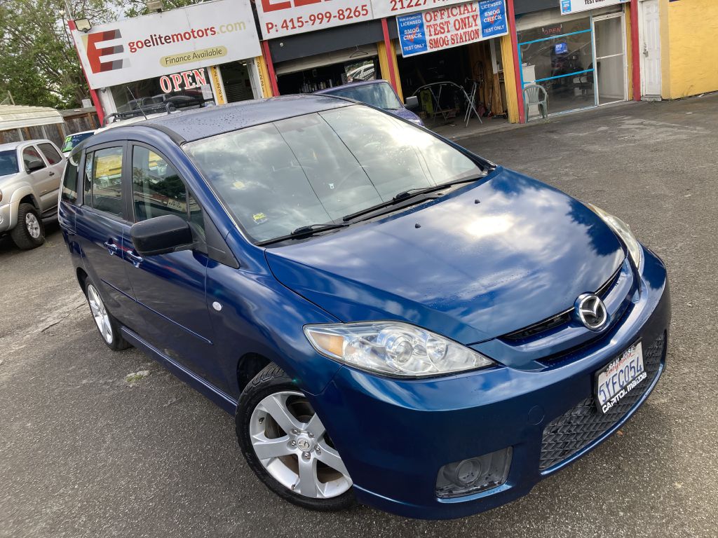 Photo 3 of this MAZDA 5