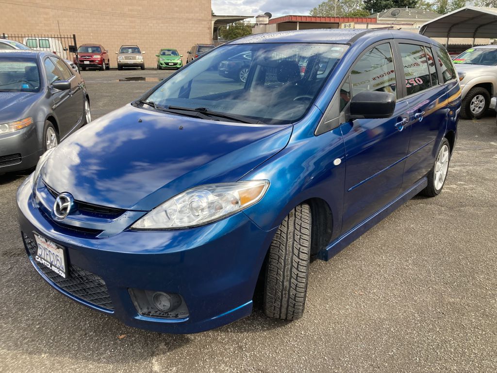 Photo 10 of this MAZDA 5
