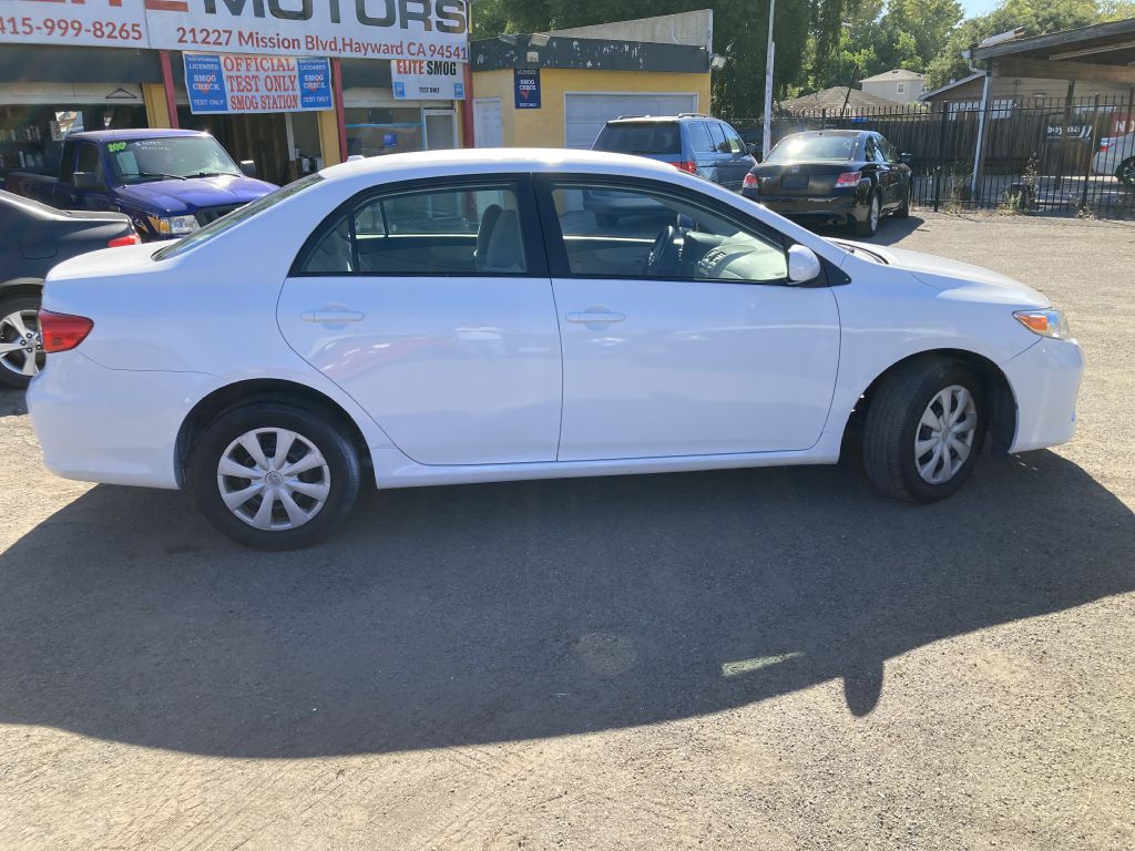 Photo 4 of this TOYOTA COROLLA