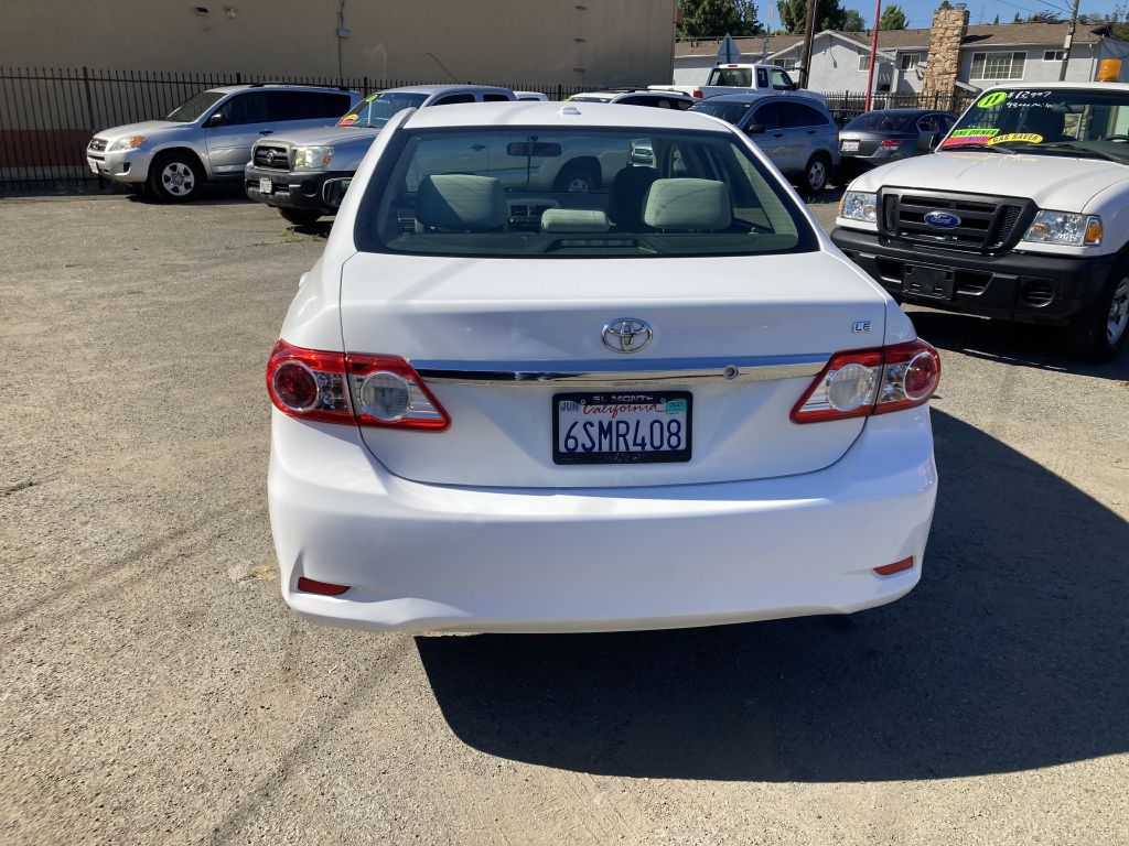Photo 6 of this TOYOTA COROLLA