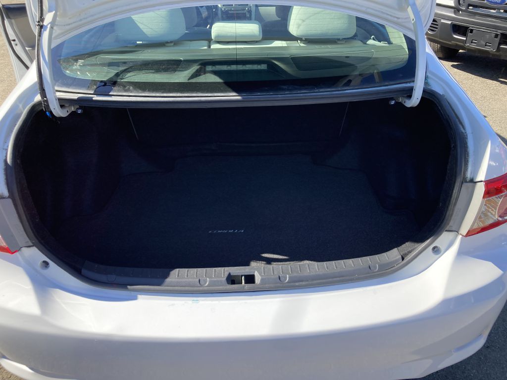 Photo 15 of this TOYOTA COROLLA