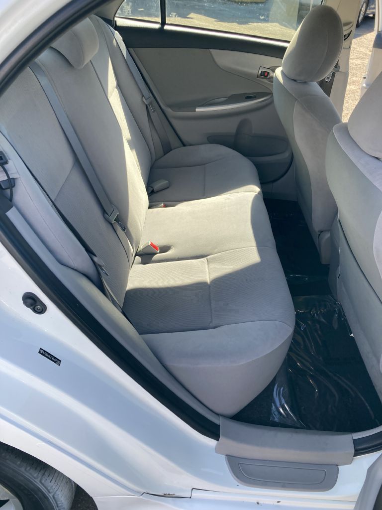 Photo 16 of this TOYOTA COROLLA