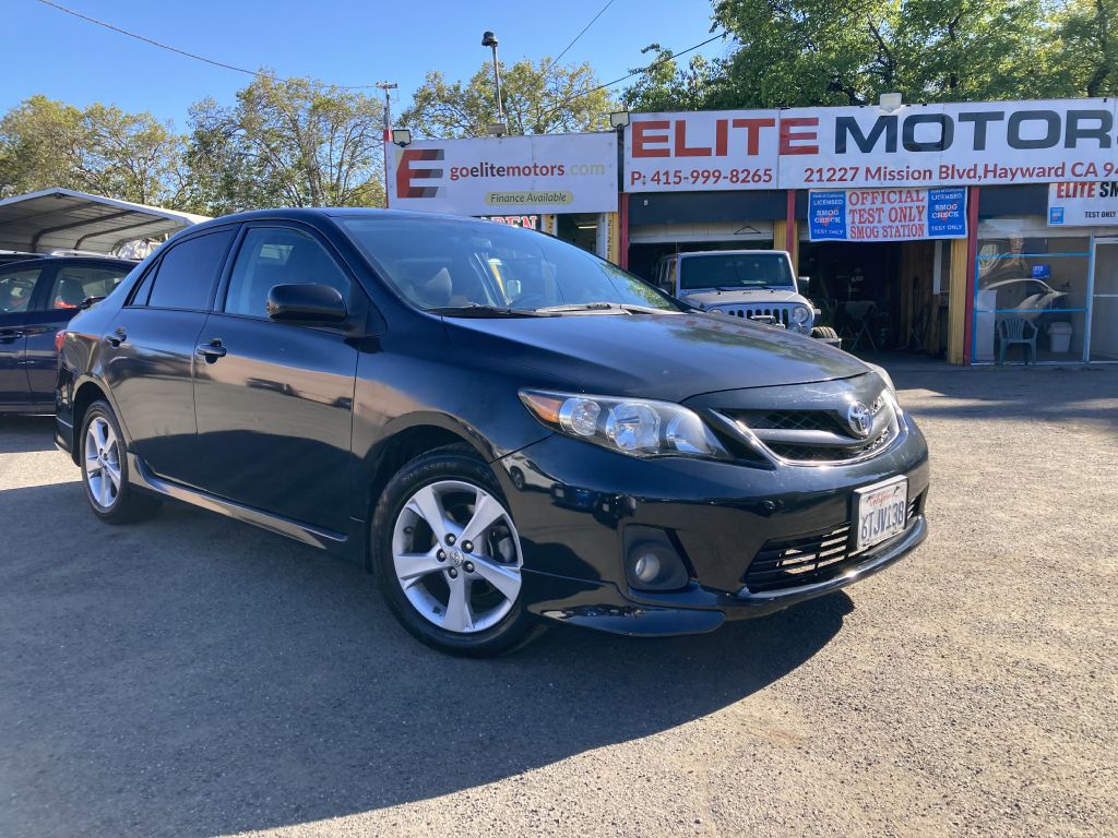 2011 TOYOTA COROLLA   S