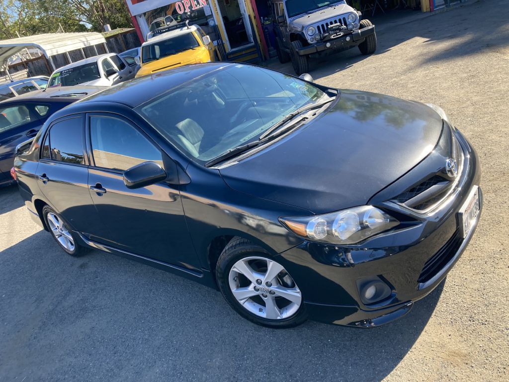 Photo 3 of this TOYOTA COROLLA S