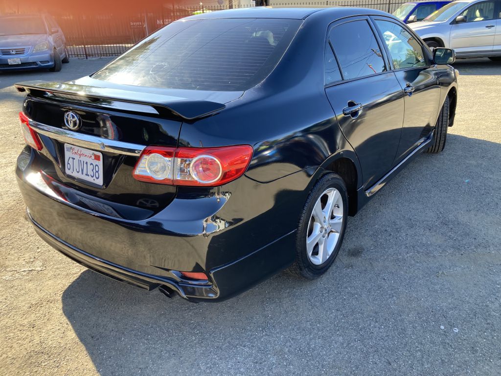 Photo 4 of this TOYOTA COROLLA S