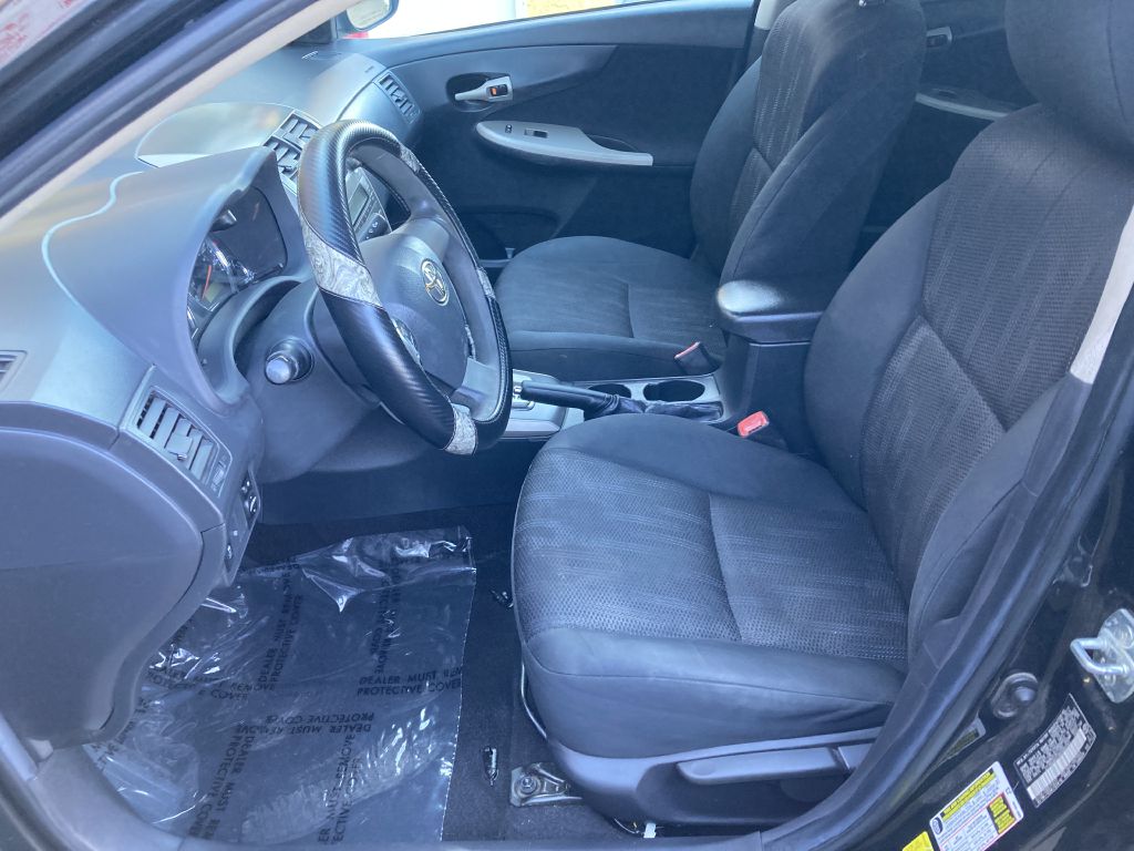 Photo 14 of this TOYOTA COROLLA S