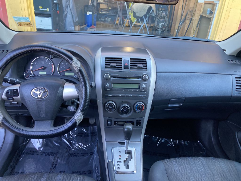 Photo 17 of this TOYOTA COROLLA S