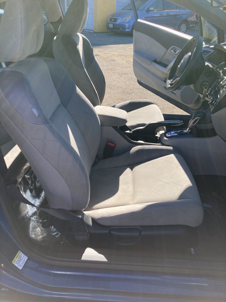 Photo 19 of this HONDA CIVIC