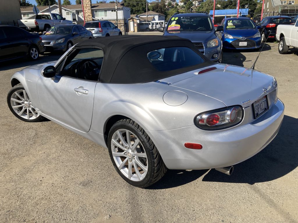 Photo 6 of this MAZDA MX-5 MIATA