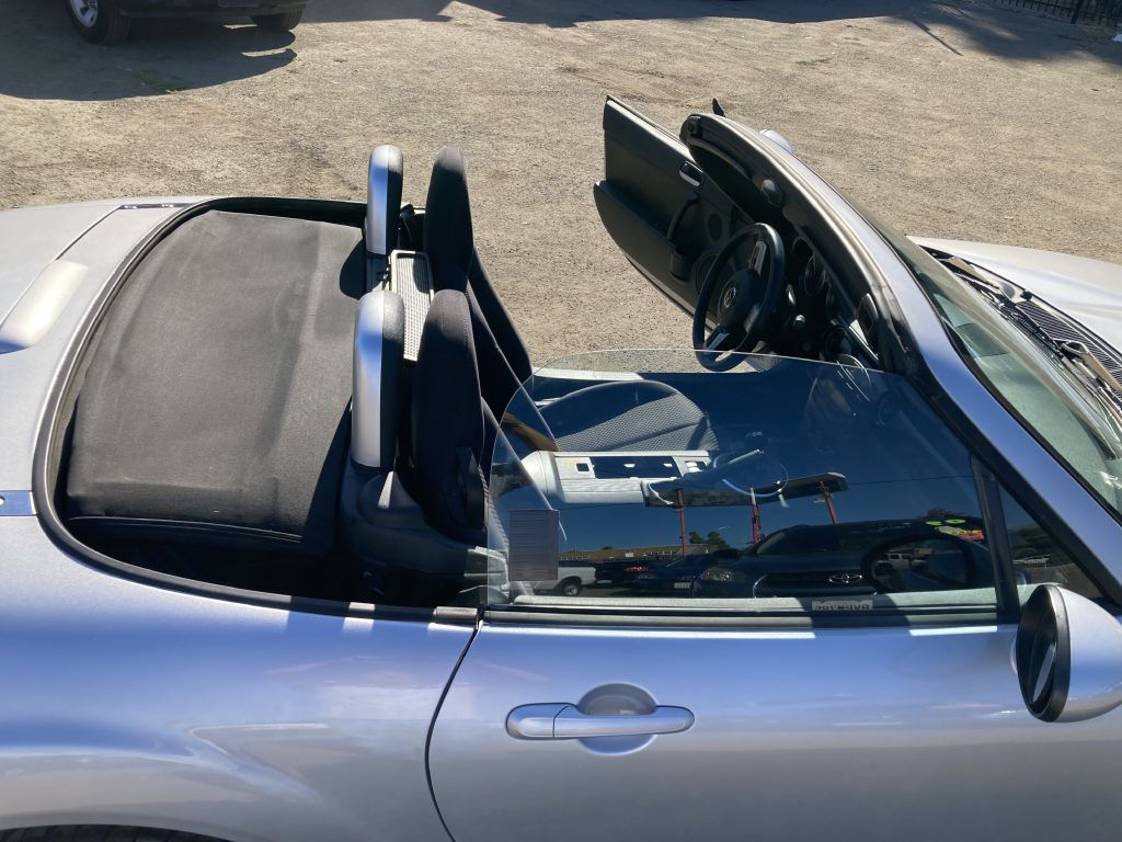 Photo 19 of this MAZDA MX-5 MIATA