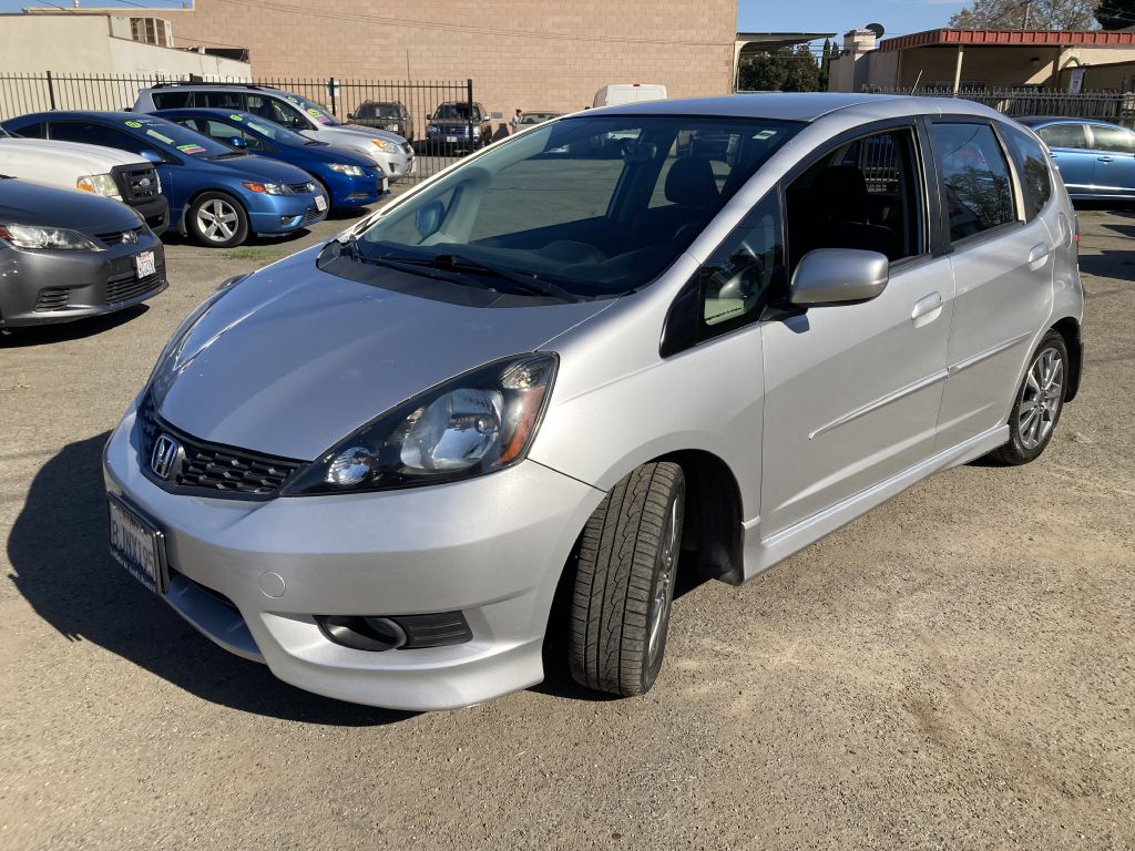 Photo 8 of this HONDA FIT