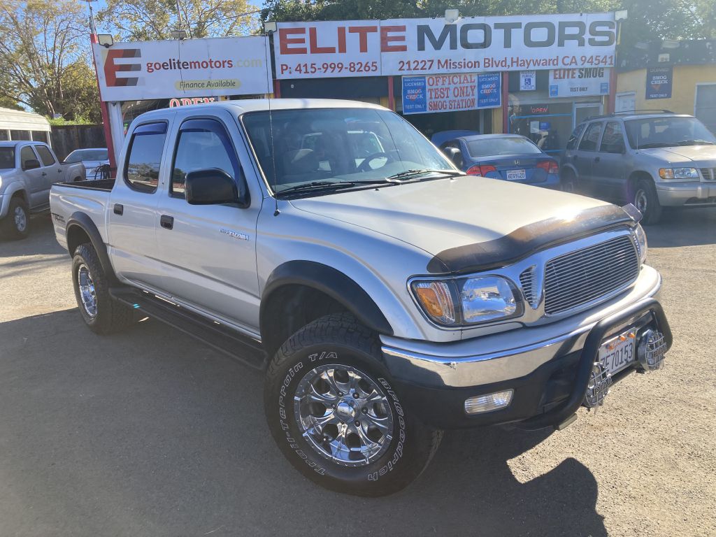 Photo 2 of this TOYOTA TACOMA