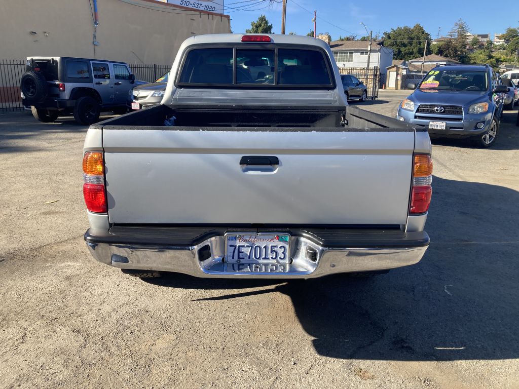 Photo 6 of this TOYOTA TACOMA