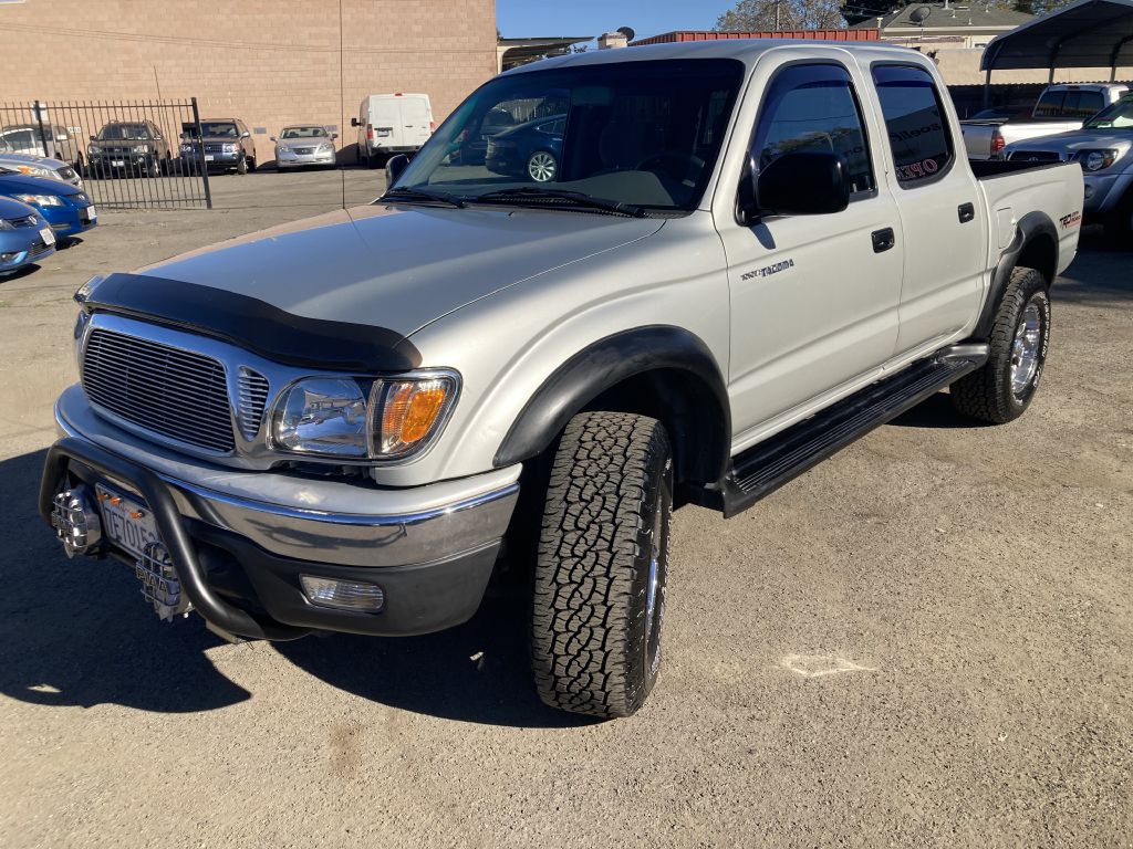 Photo 9 of this TOYOTA TACOMA