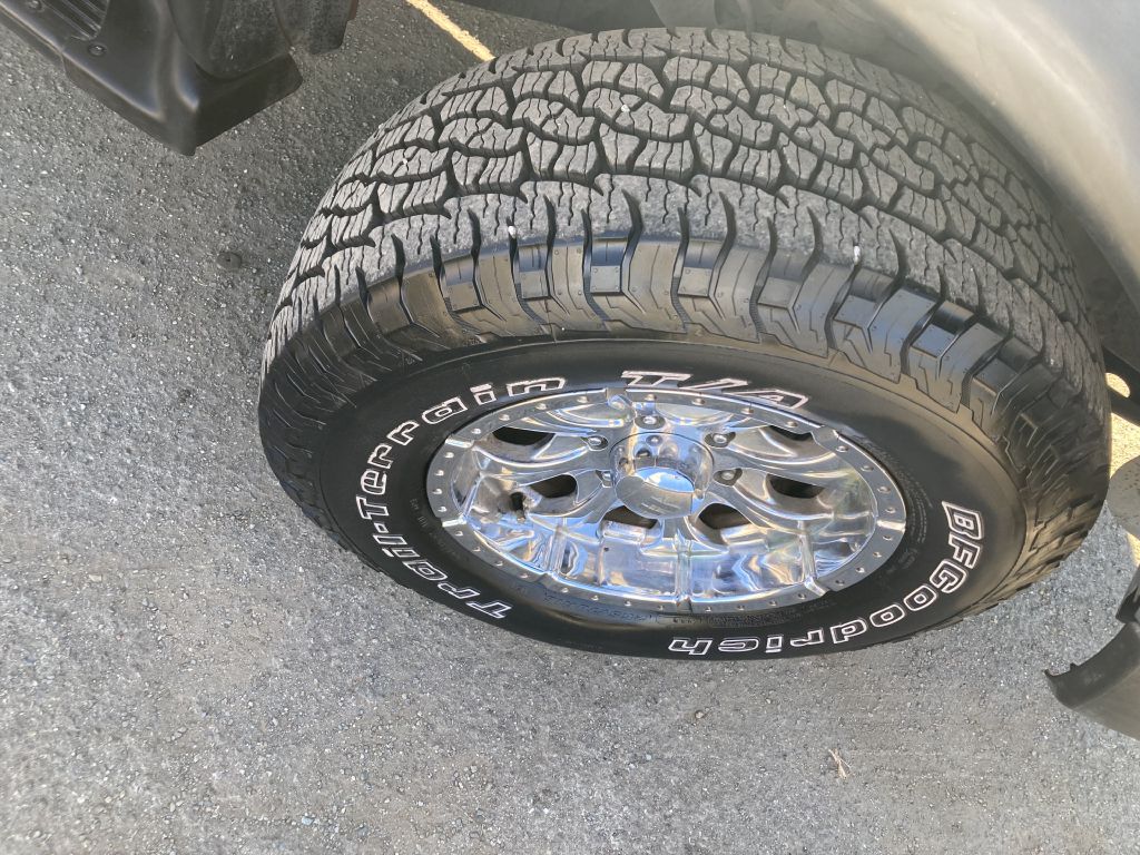 Photo 11 of this TOYOTA TACOMA