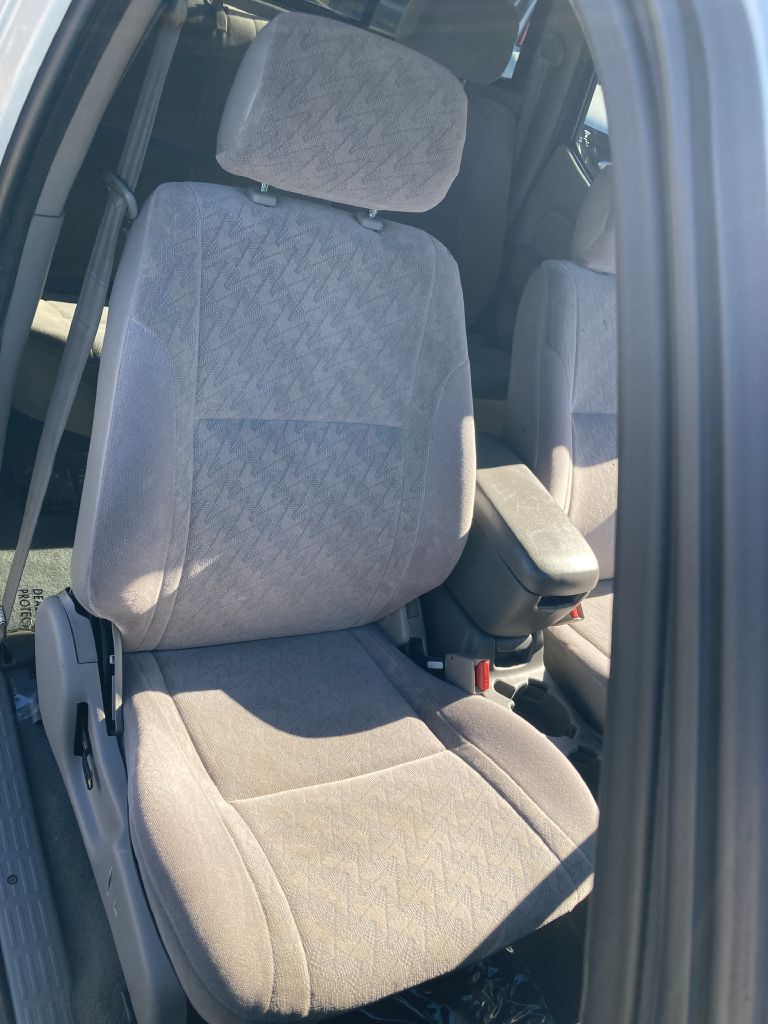 Photo 23 of this TOYOTA TACOMA