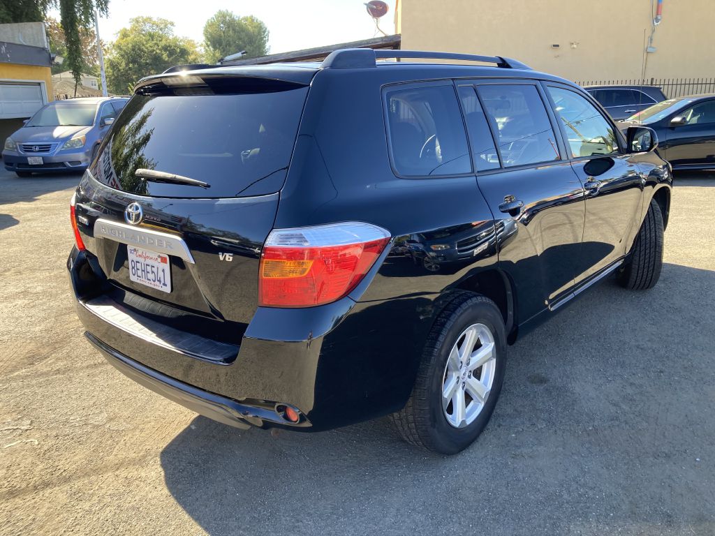Photo 5 of this TOYOTA HIGHLANDER
