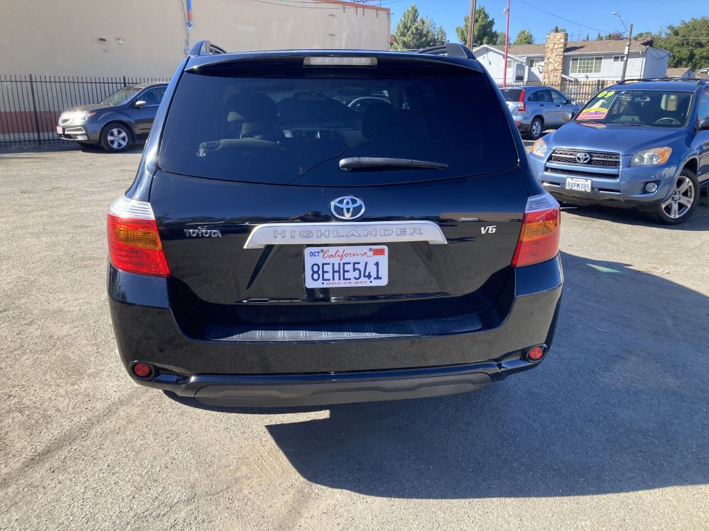 Photo 6 of this TOYOTA HIGHLANDER