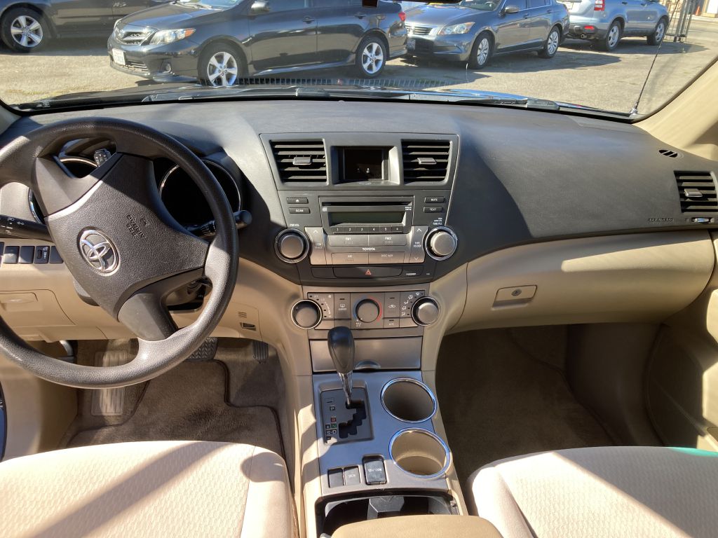 Photo 15 of this TOYOTA HIGHLANDER