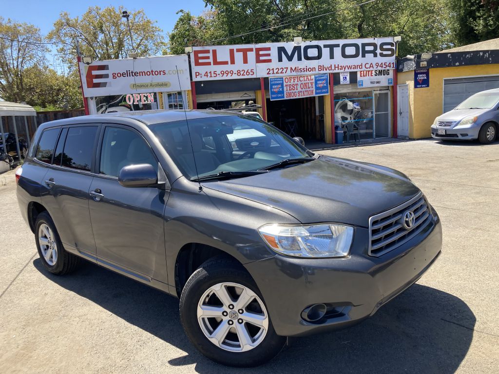 Photo 2 of this TOYOTA HIGHLANDER