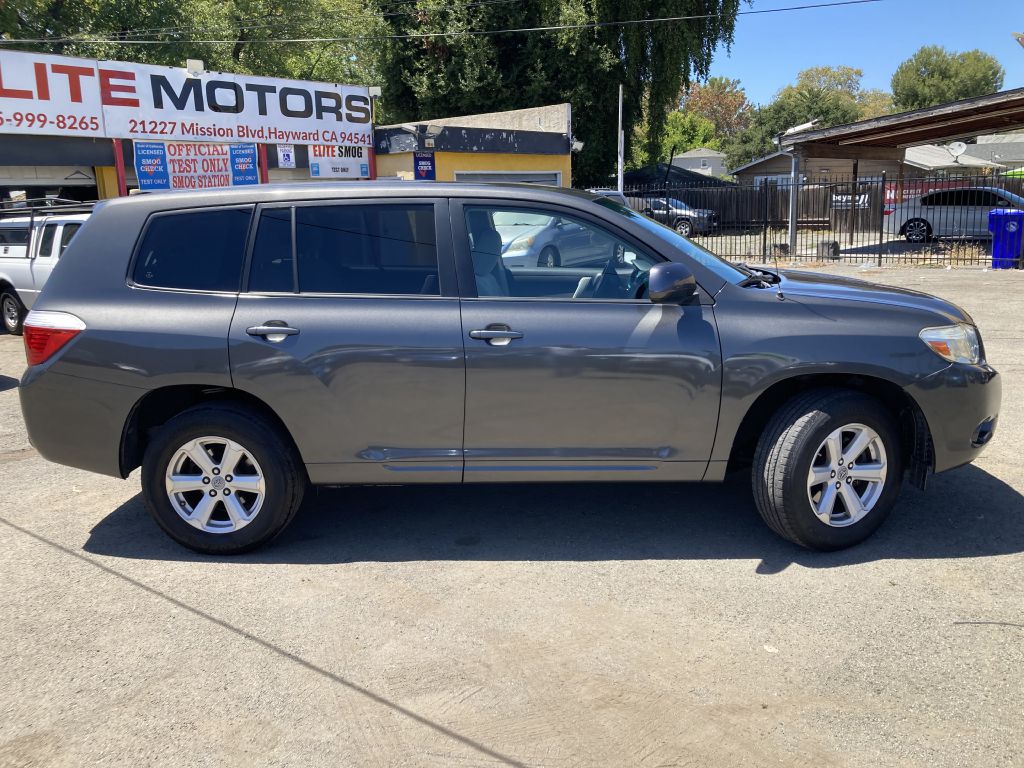 Photo 4 of this TOYOTA HIGHLANDER