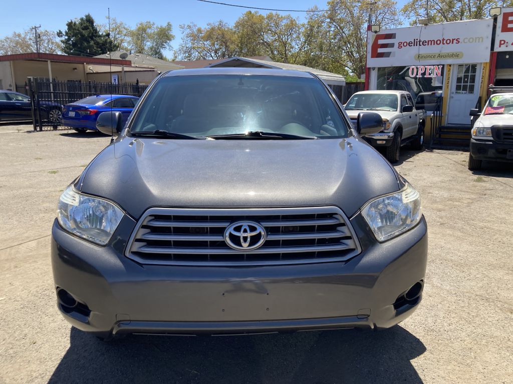 Photo 10 of this TOYOTA HIGHLANDER