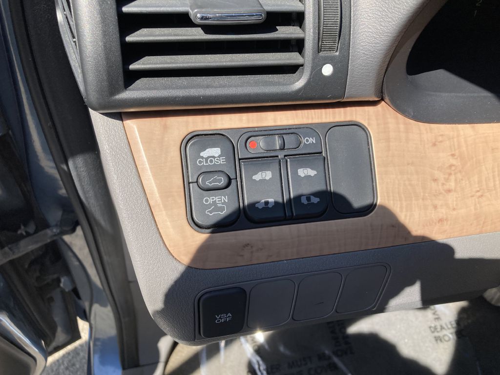 Photo 18 of this HONDA ODYSSEY