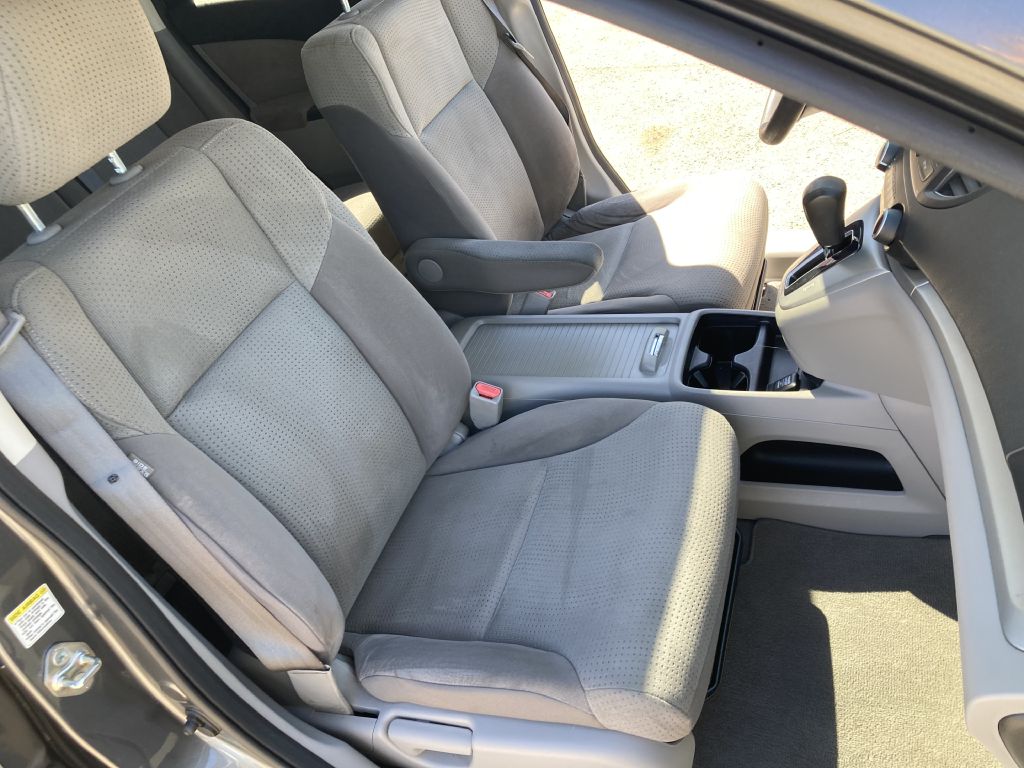 Photo 18 of this HONDA CR-V