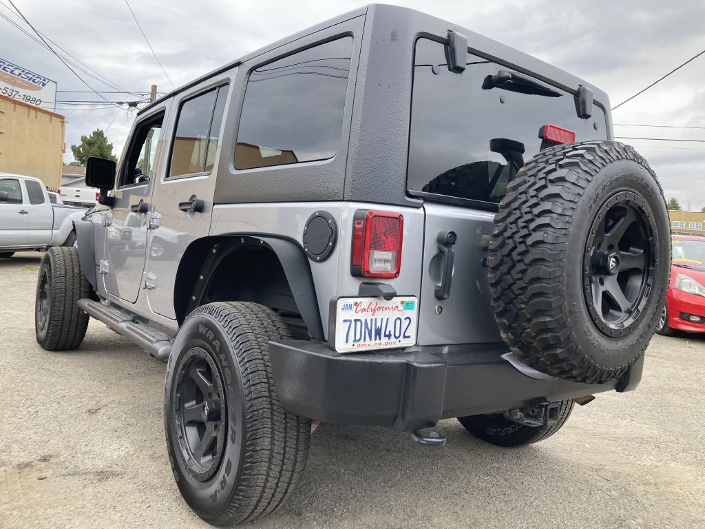 Photo 12 of this JEEP WRANGLER UNLIMI
