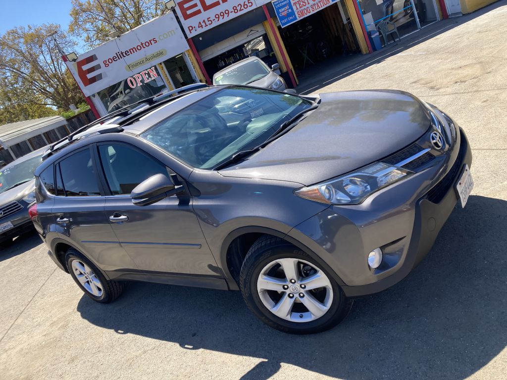 Photo 3 of this TOYOTA RAV4
