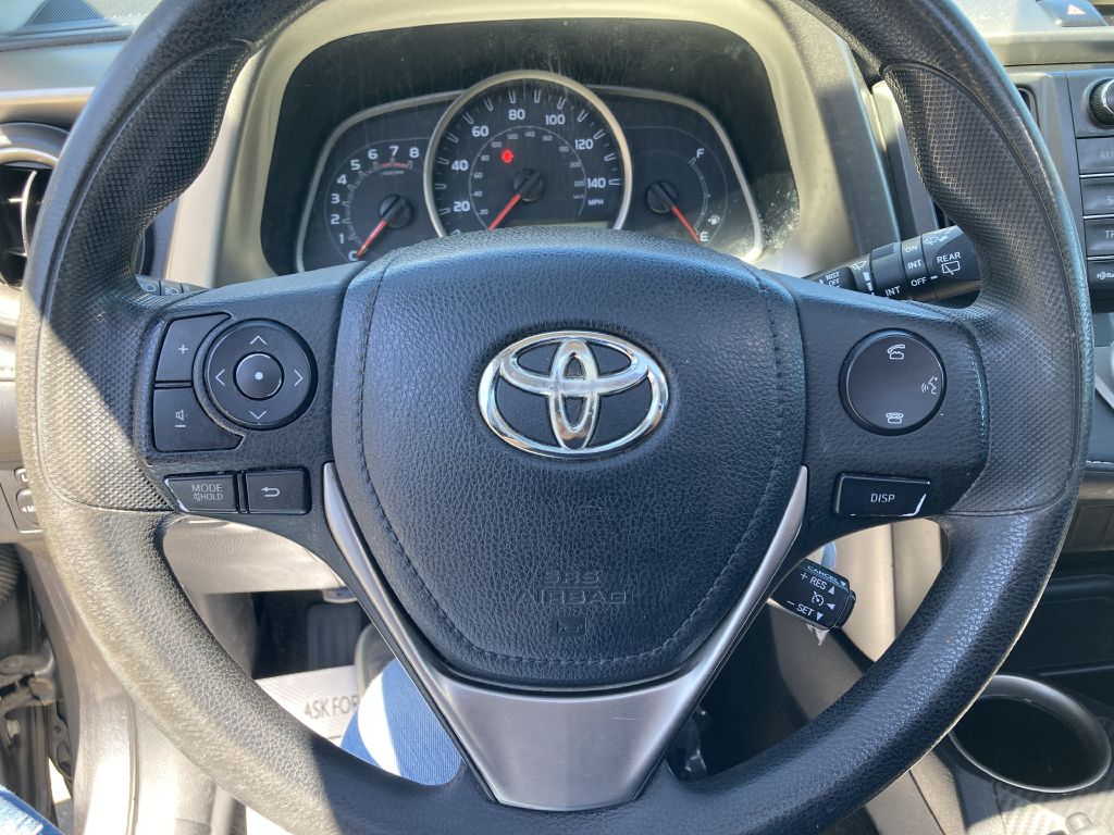 Photo 23 of this TOYOTA RAV4