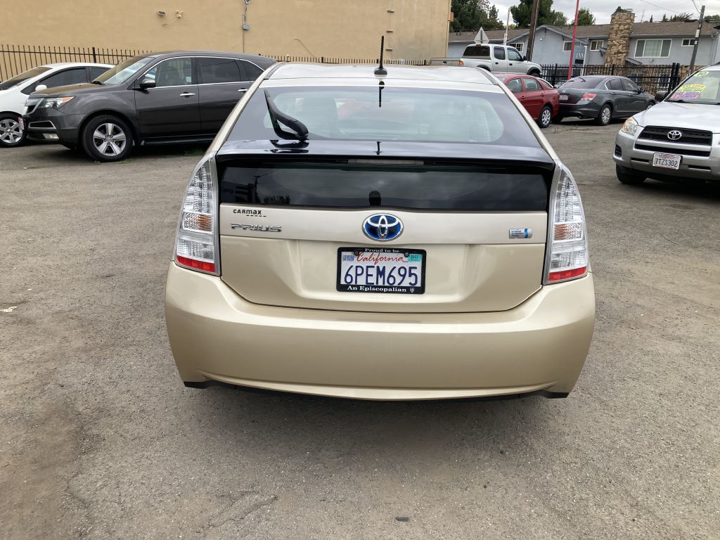 Photo 7 of this TOYOTA PRIUS