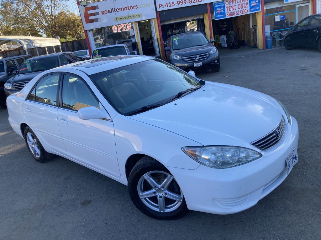 Photo 2 of this TOYOTA CAMRY