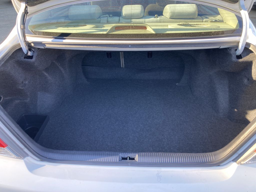 Photo 16 of this TOYOTA CAMRY