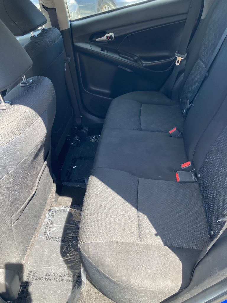 Photo 13 of this TOYOTA COROLLA MATRIX