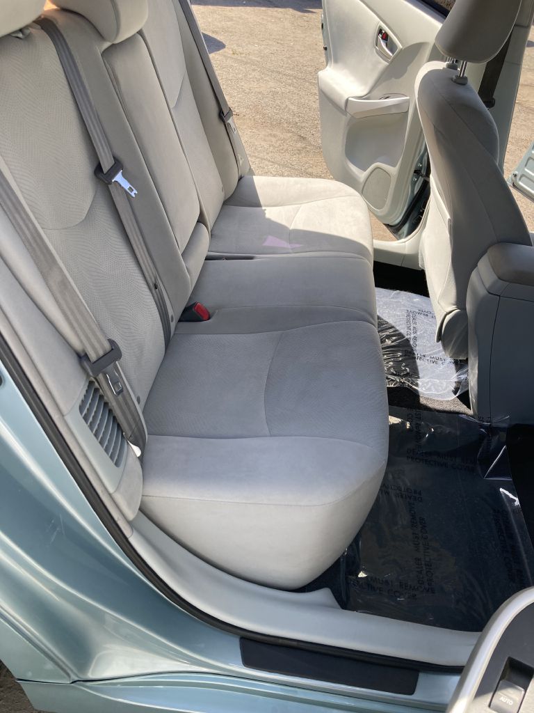 Photo 10 of this TOYOTA PRIUS