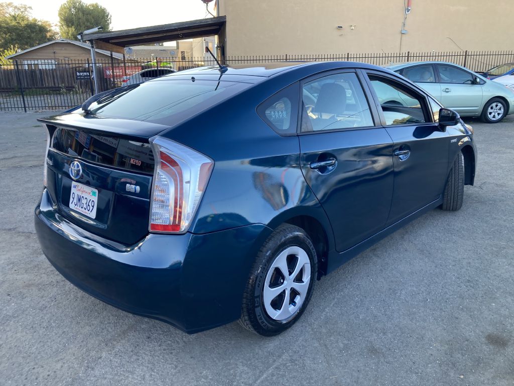 Photo 4 of this TOYOTA PRIUS