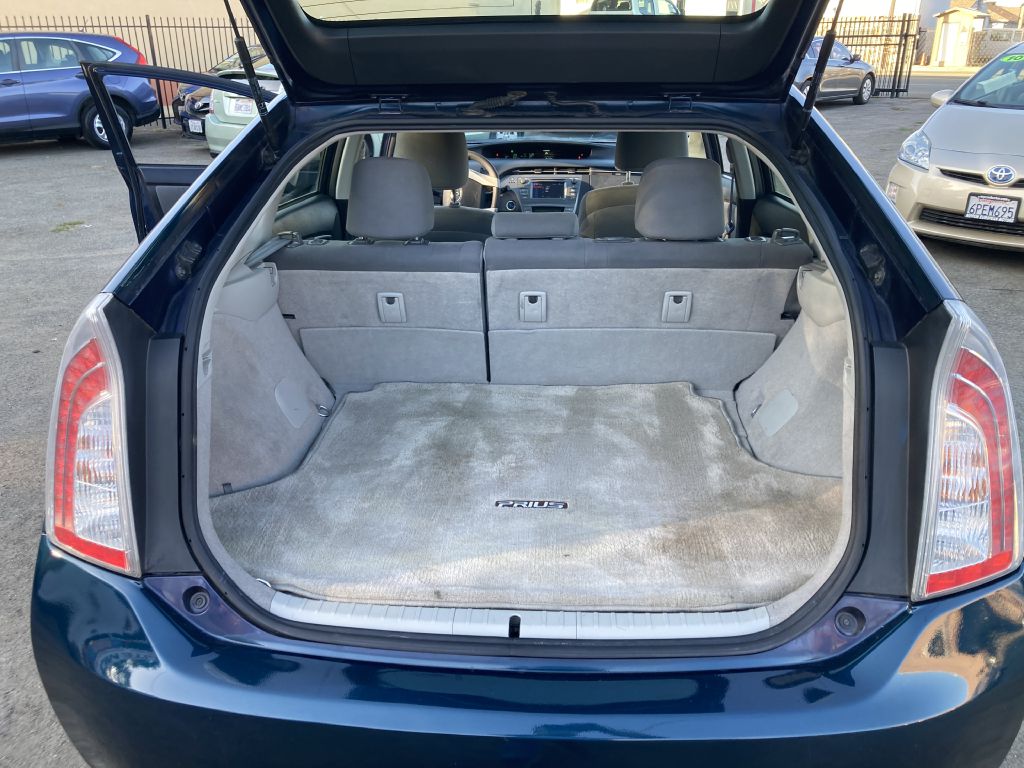 Photo 15 of this TOYOTA PRIUS