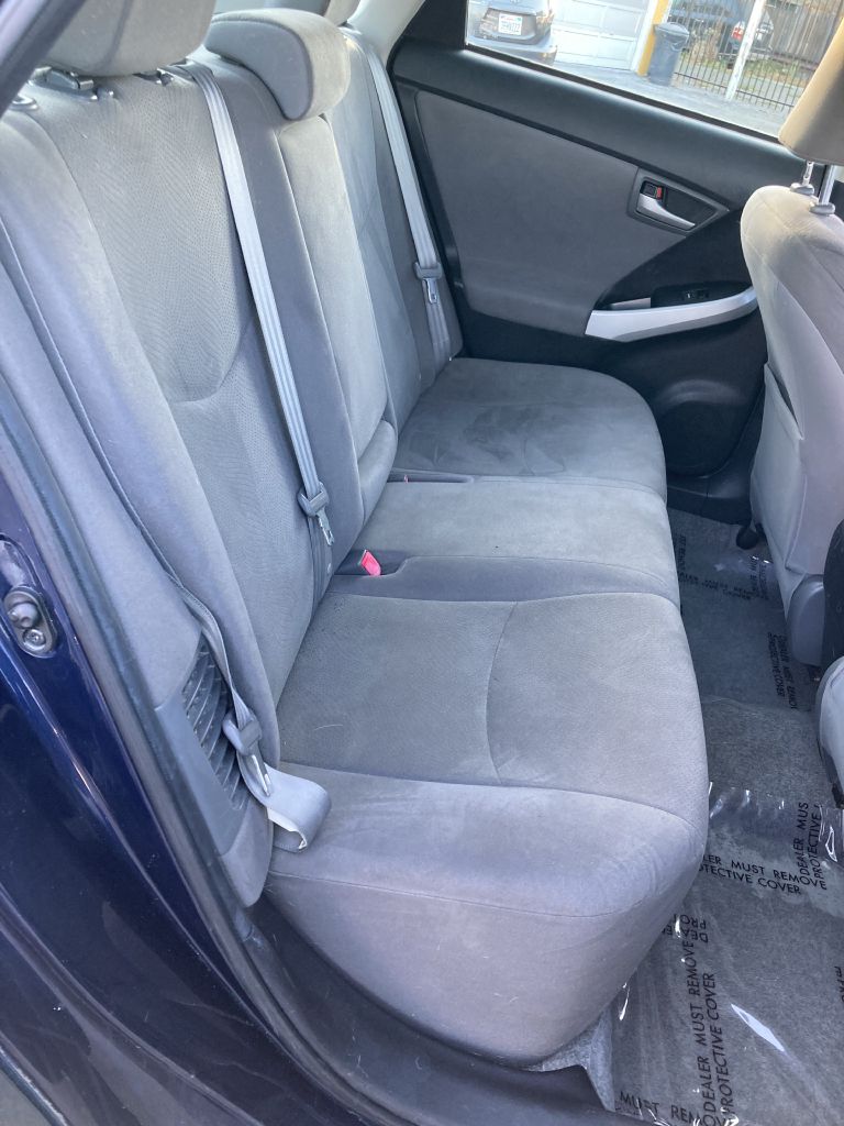 Photo 16 of this TOYOTA PRIUS