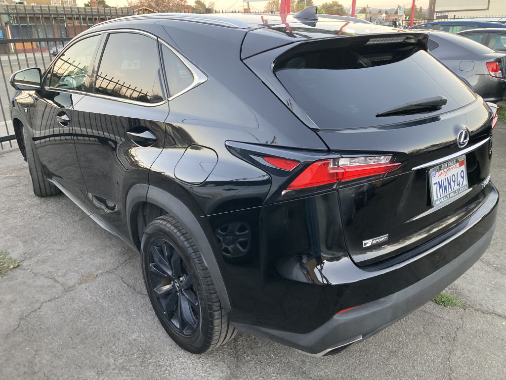 Photo 32 of this LEXUS F NX F