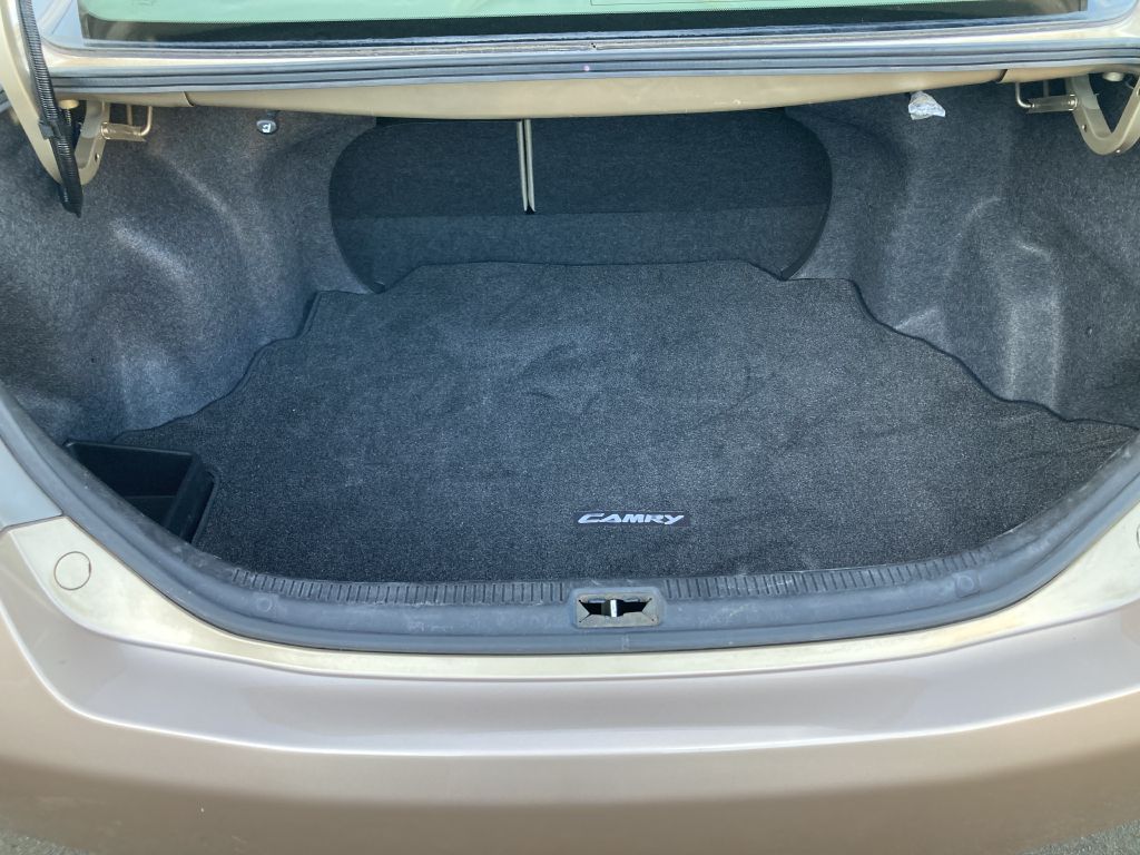 Photo 19 of this TOYOTA CAMRY