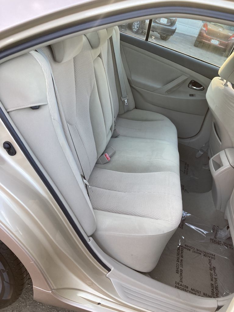 Photo 20 of this TOYOTA CAMRY
