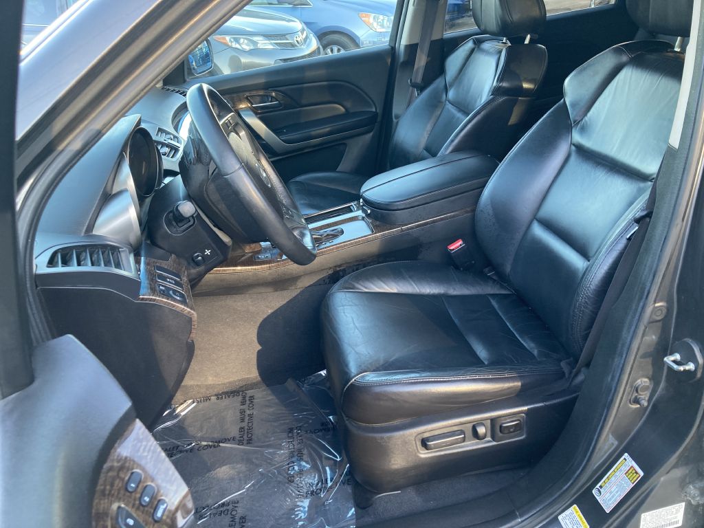 Photo 12 of this ACURA MDX